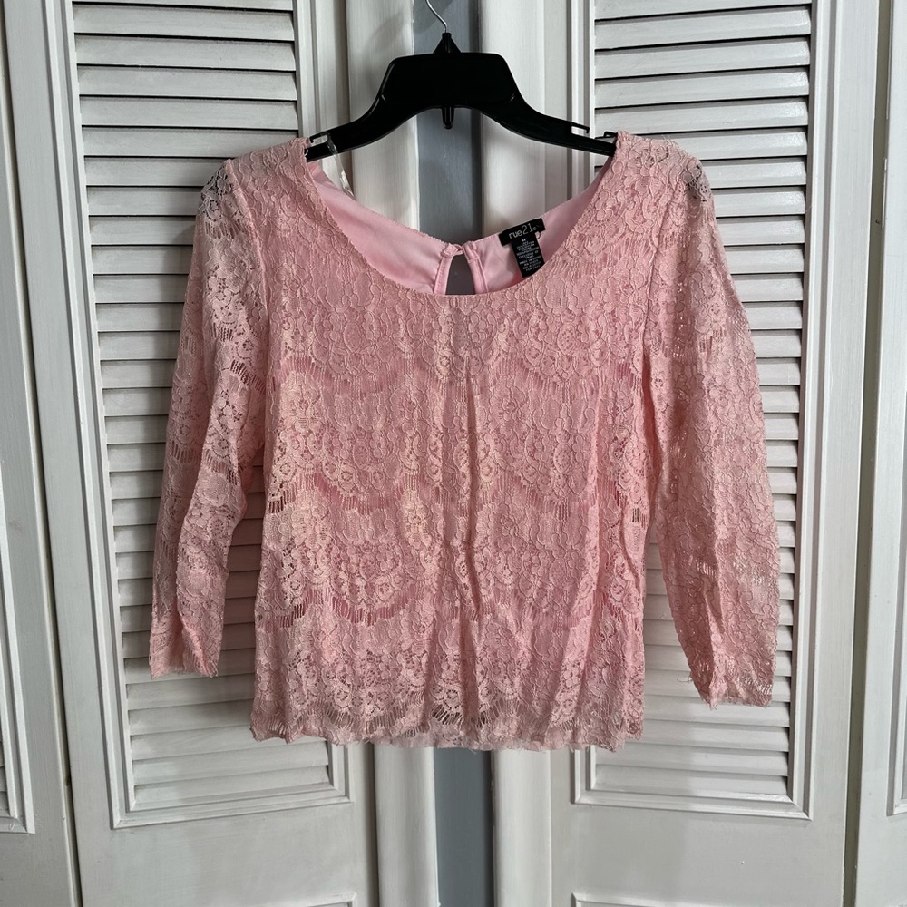 Rue21 pink lace top